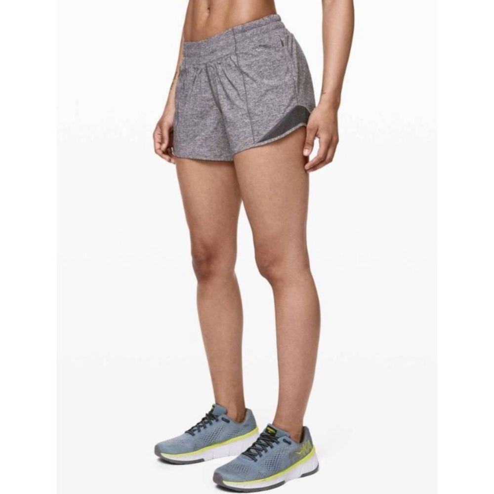 Lululemon Hotty Hot Short 6 Tall